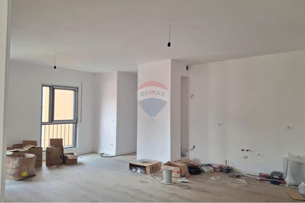 Apartment 2+1 near the Red School!