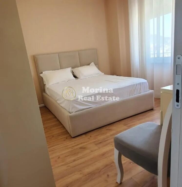 Affitto, Appartamento 2+1, Comune di Parigi, 650 euro/mese
