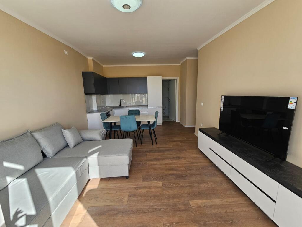 SUPER APARTAMENT 2+1 NE PLAZHIN ILIRIA PRANE HOTEL FLORIDA