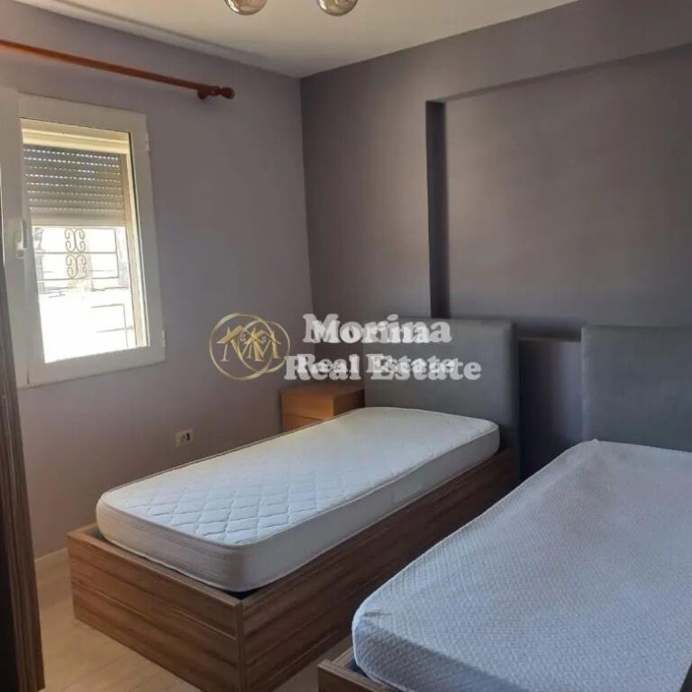 Shitet, Apartament 1+1,Rruga e Dibres, 85000 Euro.