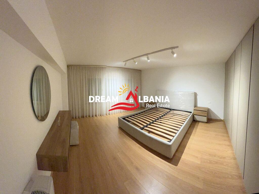 Vile 3-Kateshe me Pishine Private me Qera, Prane Rezidenca Kodra e Diellit ne Tirane (ID 4251427)