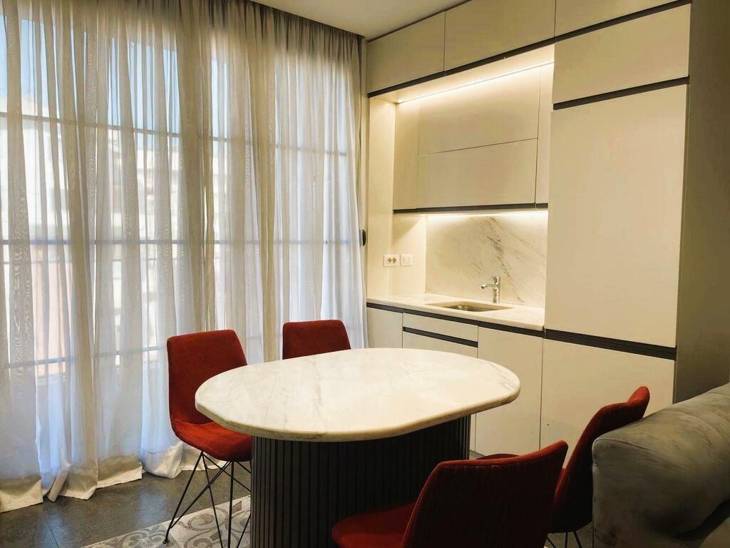 Apartament 2+1 me qera prane Kodres se Diellit.