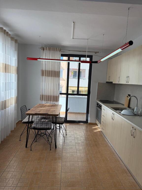 APARTAMENT 2+1 NE ISH BLLOK