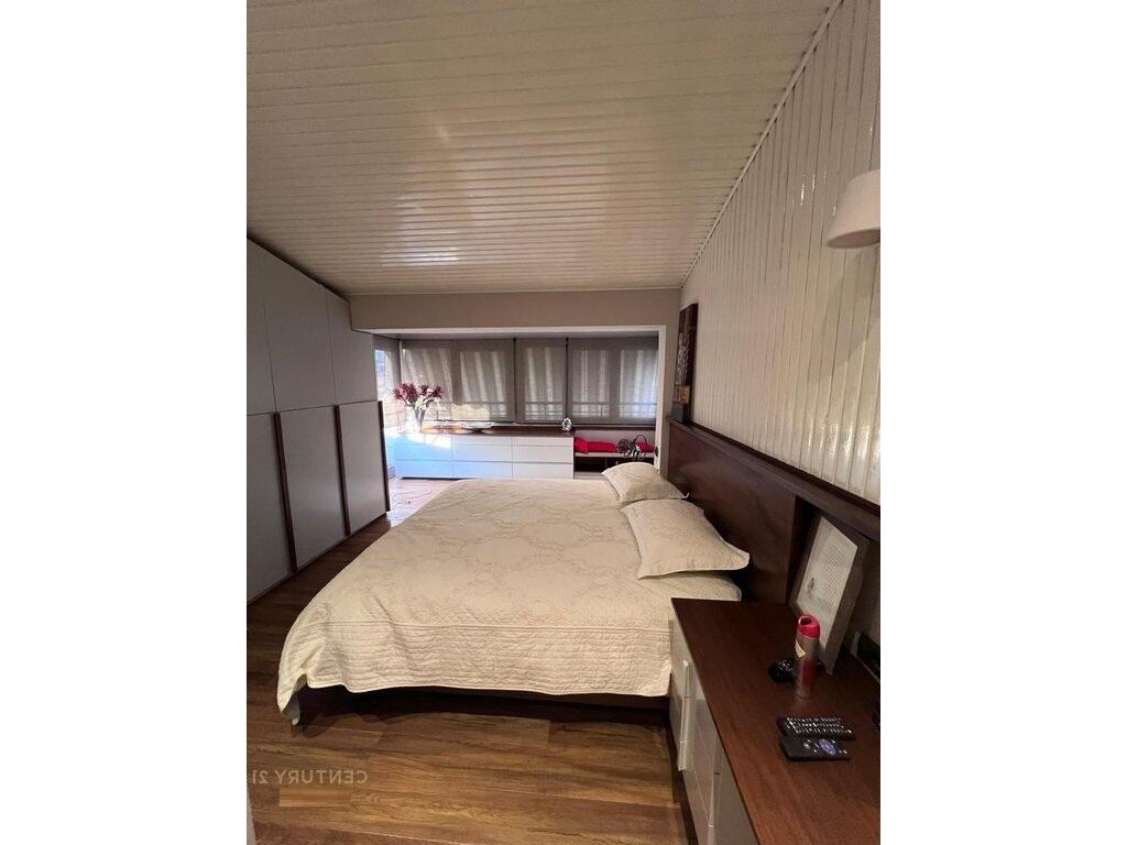PENTHOUSE ME QERA  NE QENDER PRANE MINISTRISE SE DREJTESISE!