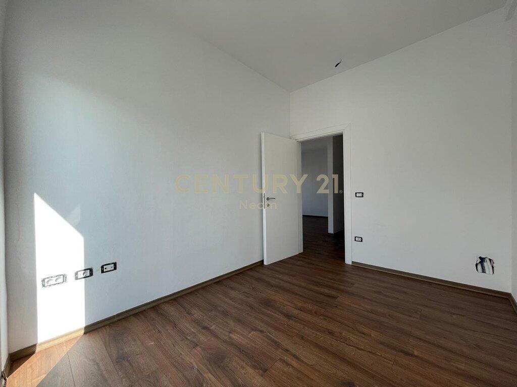 SHESIM APARTAMENT 2+1+2, PORTA TIRANA E RE! 159,000 €