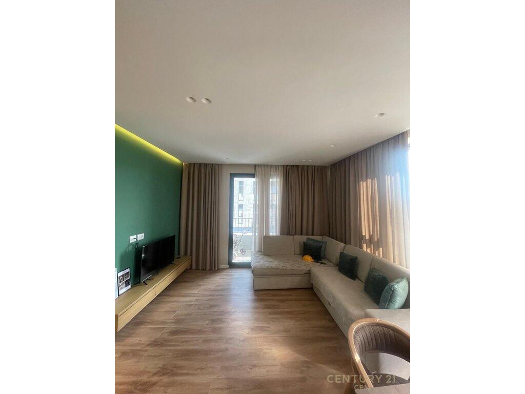 Apartament me qira 2+1+2 me post parkimi – Rruga Jordan Misja