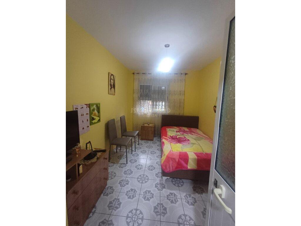 SHITET APARTAMENT 2+1 PRANE SHKOLLES "NIKET DARDANI" 125,000 €