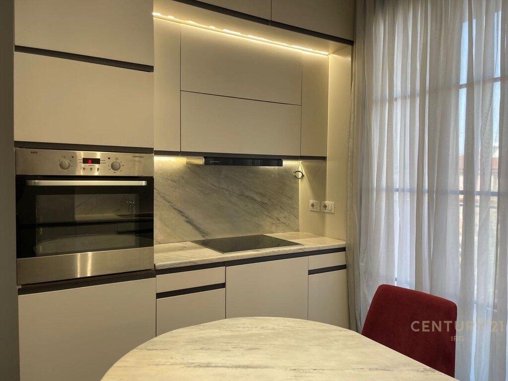 Jepet me Qira Apartament 2+1 650 € /Muaj
