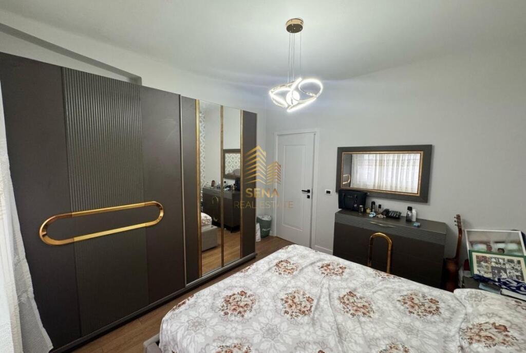 Shitet, Apartament 2+1, Porcelan, 150,000 Euro
