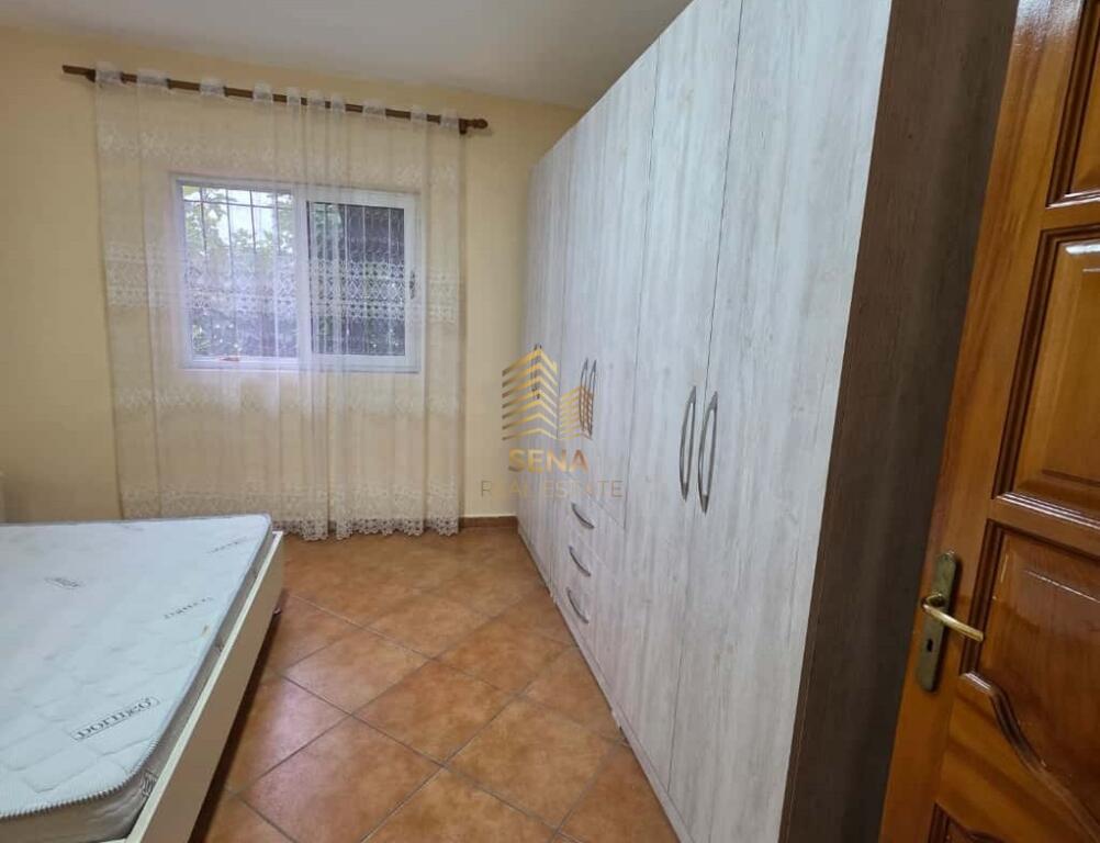 Qira,Hyrje Private,1+1+bllk, Kinostudio, 50.000 ALL/Muaj i Diskutueshem