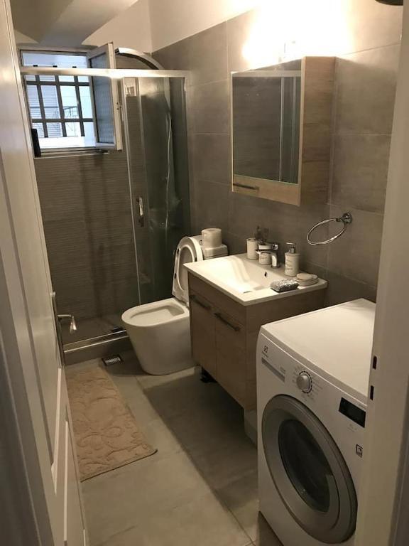 Negozio in affitto in Via Elbasan (ID BD21749) Tirana