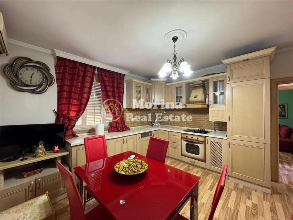 Qera Apartament 1+1, Rruga Fortuzi, 630 Euro/muaj