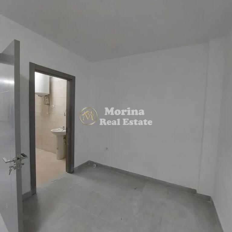 Qera, Apartament 3+1 , 5 Maj, 500 Euro/Muaj