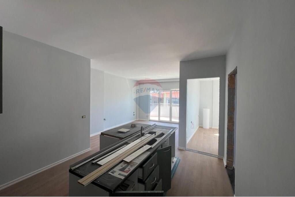 Apartament 2+1+2 per shitje ne Fresk !