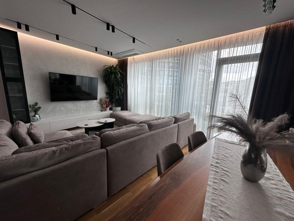Apartament per shitje tek Lake View Residence