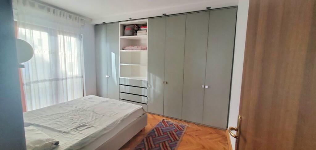 APARTAMENT ME QERA 1+1 MYSLYM SHYRI 55.000 LEKE
