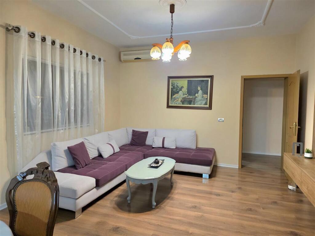 Apartament 3+1 me me qira fusha e aviacionit
