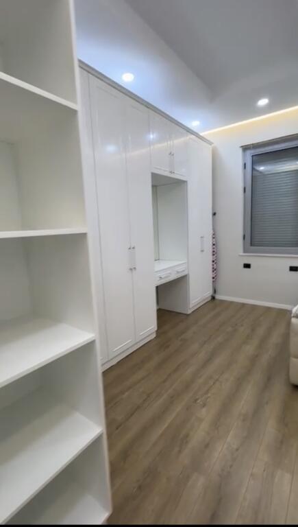 Appartamento 2+1+parcheggio vicino al Nuovo Mercato