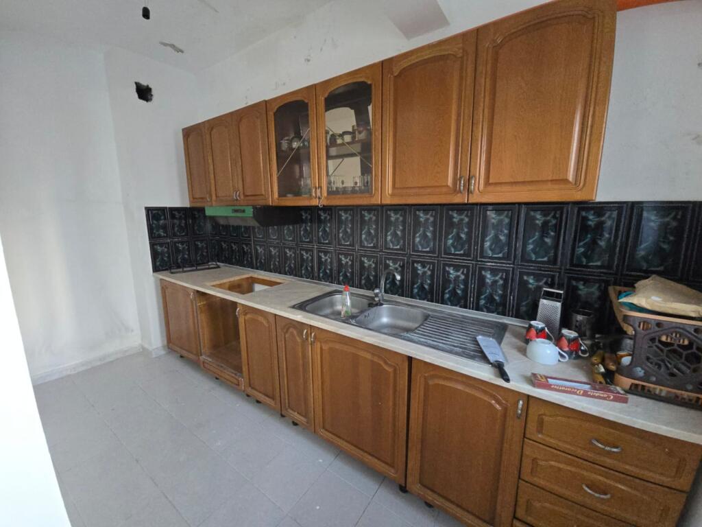 SHITET SUPER APARTAMENT 2+1 TEK ZONA E VALA PARK DURRES