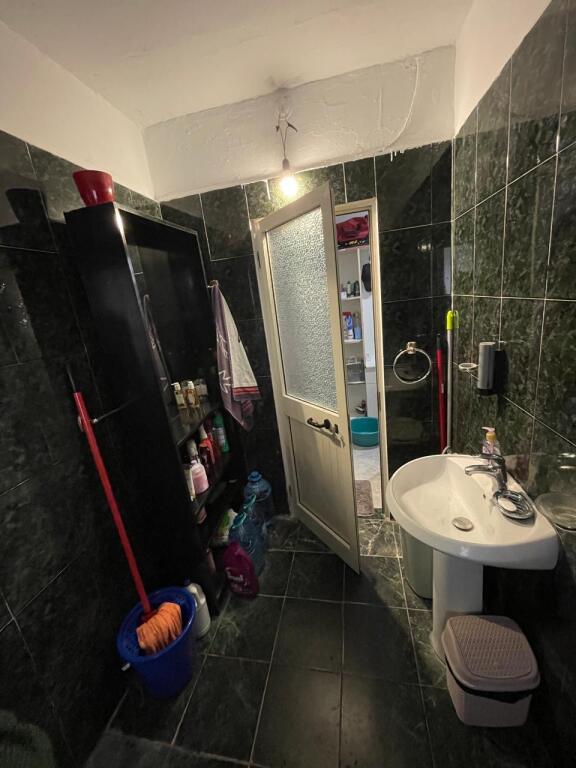 Okazion!!! Shitet apartament 1+1 ne Laprake 88,000 euro (64 m2 neto)