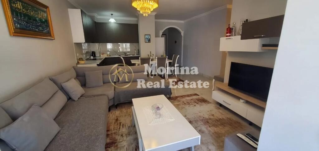 Affitto, Appartamento 2+1, Comune di Parigi, 650 euro/mese