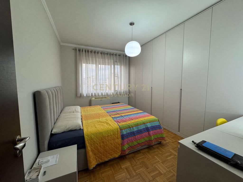 JAPIM ME QIRA 2+1 PRANE POSTES NR. 8