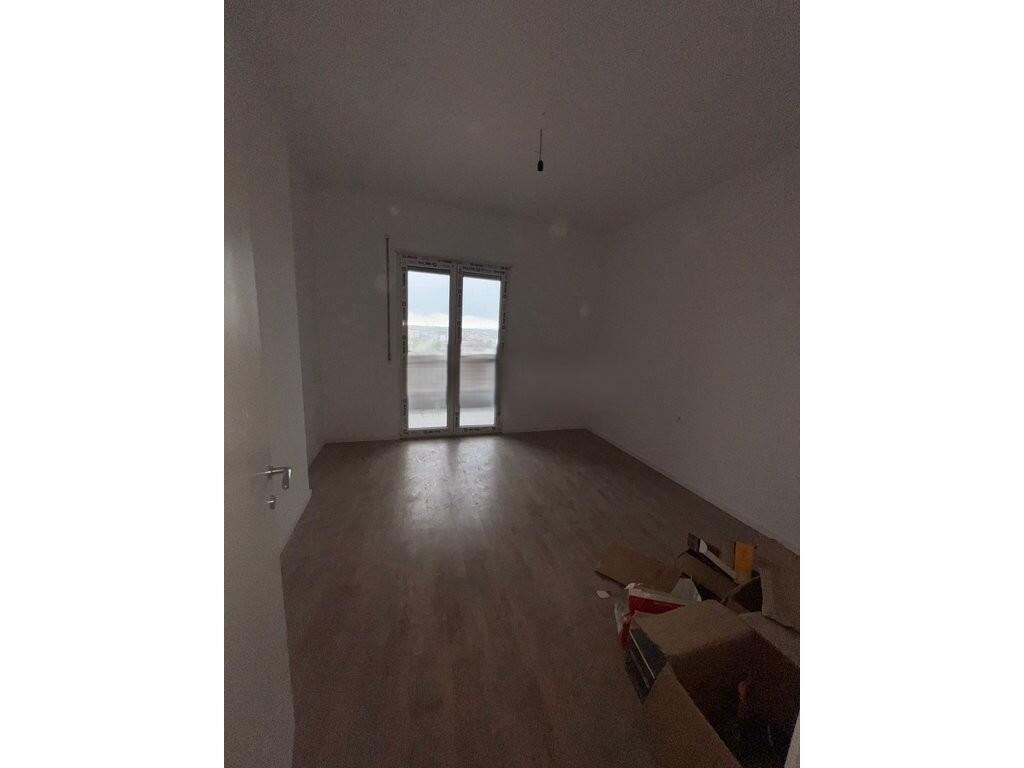 In vendita, Appartamento 2+1+2, Kamez 87.500 €