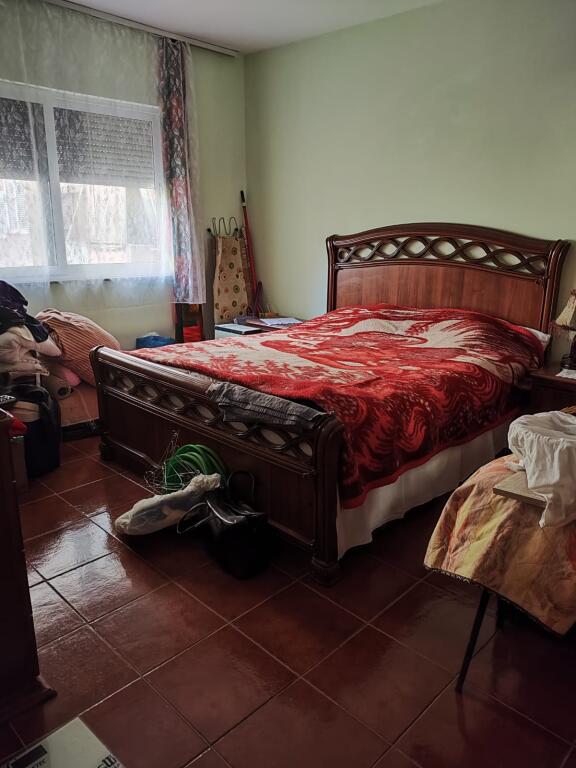 Apartament 1+1 dhe kuzhine te ndare veç, Komuna e Parisit