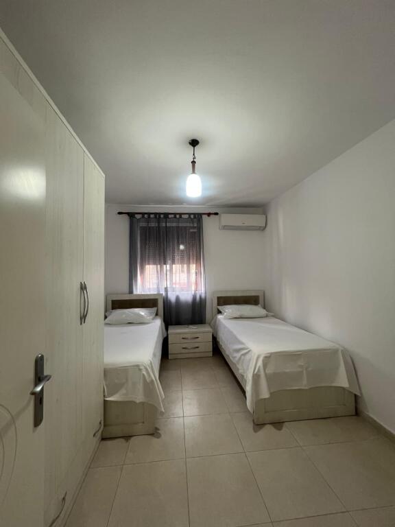 Qera,Apartament 2+1 Oxhaku,Tirana.