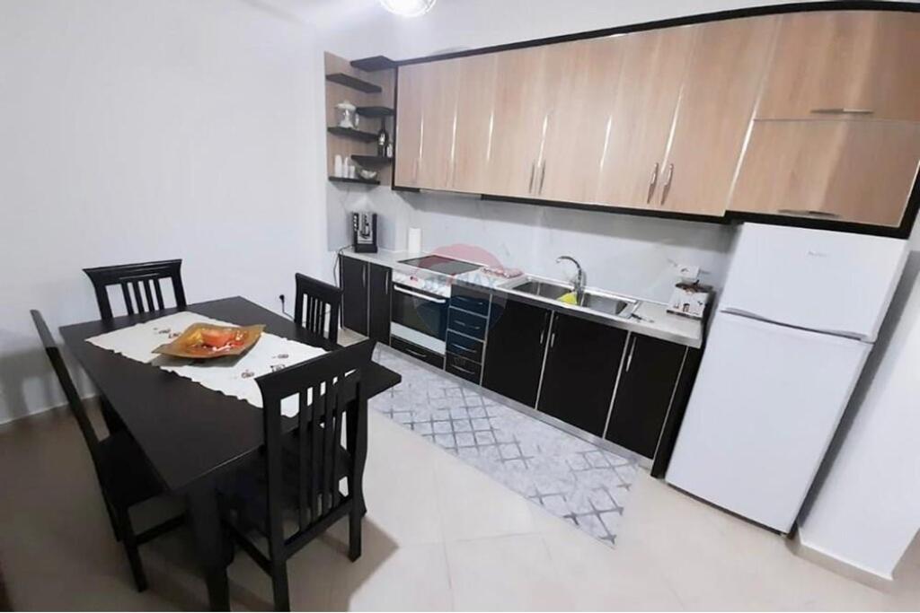 APARTAMENT 2+1 PËR QIRA