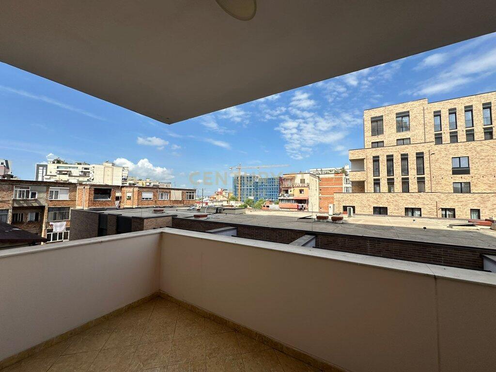 JEPET ME QERA APARTAMENT 1+1 TE SIRI KODRA