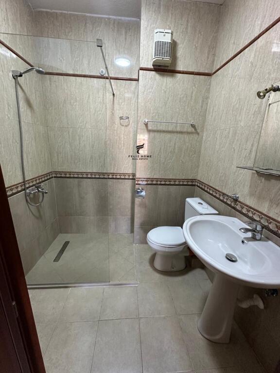 ZYRE ME QERA 118 M2 KOMUNA E PARISIT 75.000 LEKE