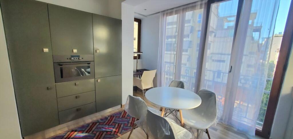 APARTAMENT ME QERA 1+1 MYSLYM SHYRI 55.000 LEKE