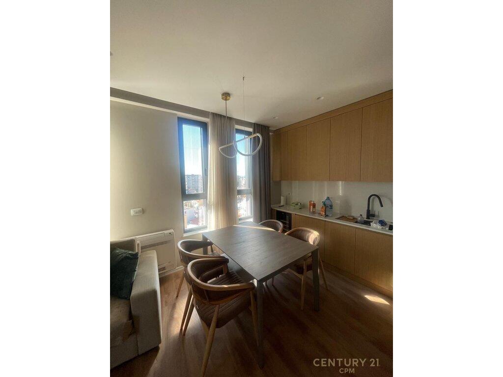 Apartament me qira 2+1+2 me post parkimi – Rruga Jordan Misja