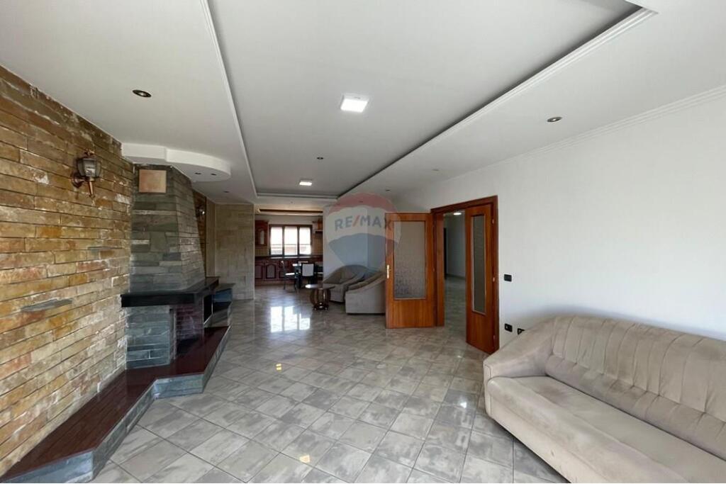 Apartament - Për Qira - Rruga Mihal Grameno, Tiranë € 750