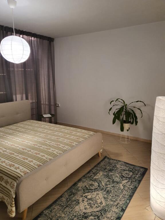 🏠🔑APARTAMENT ME QIRA, 1+1! 📍Rruga Ali Visha, Qyteti Studenti