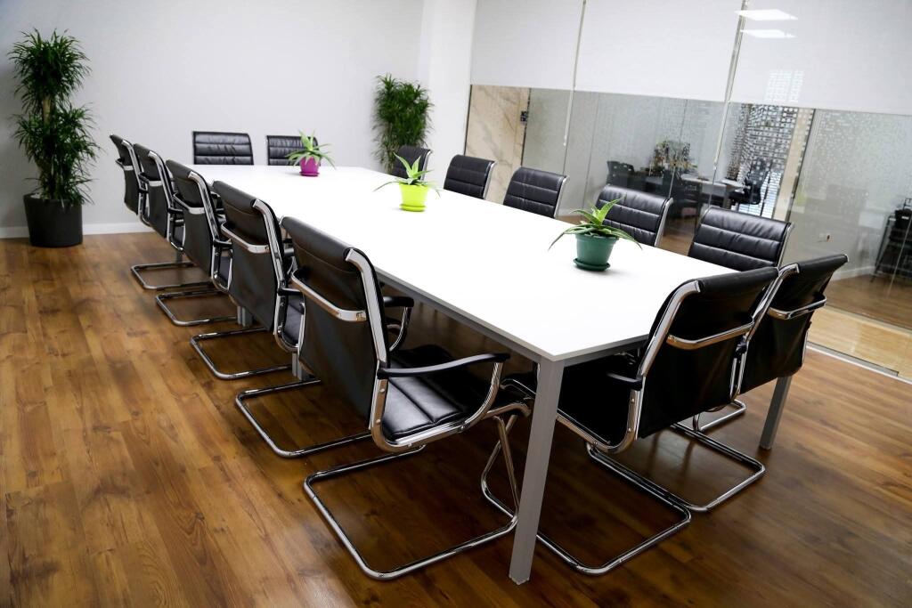 Ambiente Zyrash me Qira | Pranë Casa Italias(ID0003)