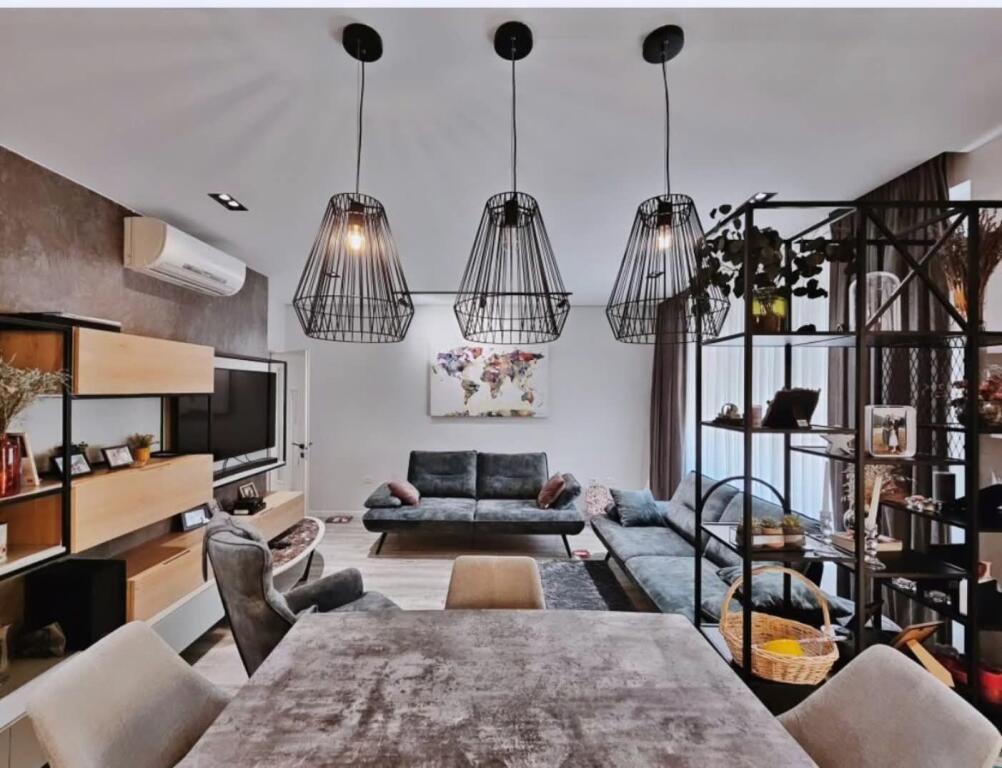 Apartment 2+1+2 + Studio for sale near the Dry Lake!