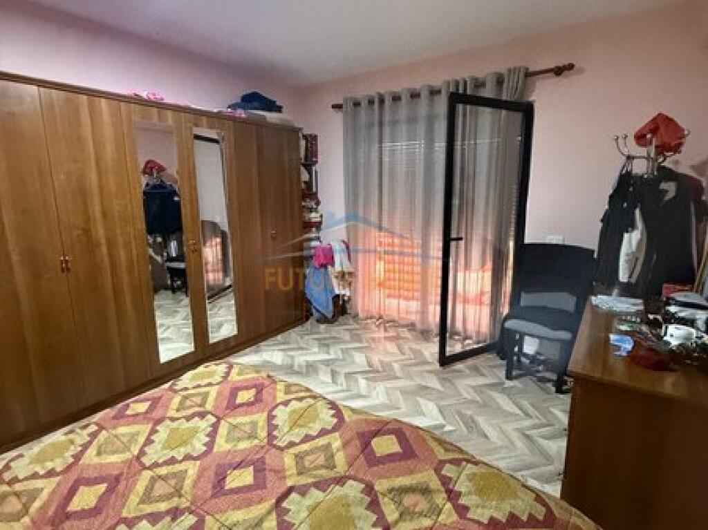 In vendita, appartamento 2+1, Via 5 Maji, Tirana.