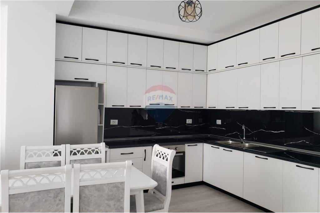 Apartament 2+1 tek Siri Kodra