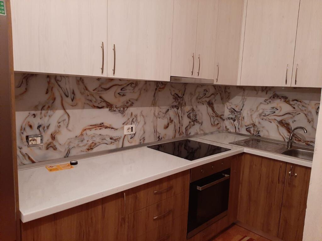 APARTAMENT 2+1. 35000 LEKE.YZBERISHT.