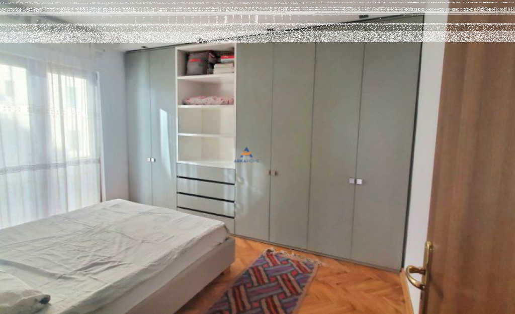 JEPET APARTAMENT ME QERA 1+1+BALLKON "TE RRUGA MYSLYM SHYRI" 550 EURO