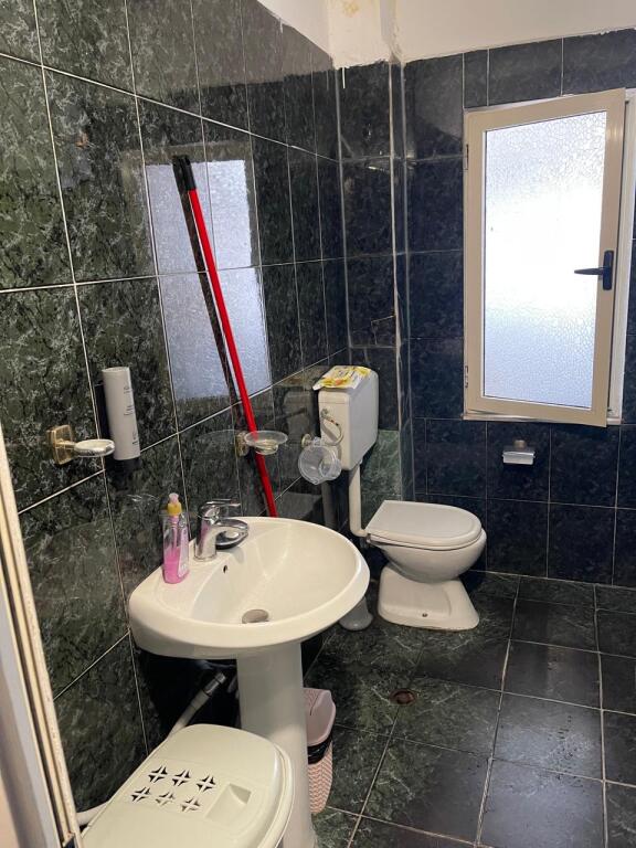 Okazion!!! Shitet apartament 1+1 ne Laprake 88,000 euro (64 m2 neto)