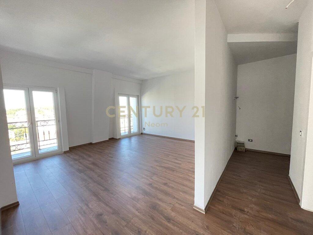 SHESIM APARTAMENT 2+1+2, PORTA TIRANA E RE! 159,000 €