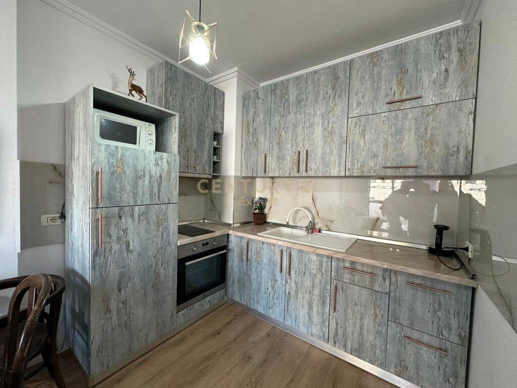 JEPET ME QERA APARTAMENT 1+1 TE SIRI KODRA
