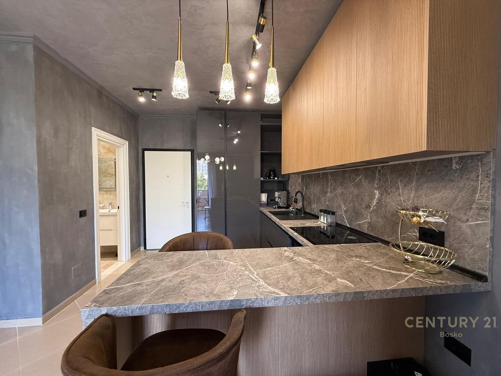 APARTAMENT MODERN 1+1, NE REZIDENCEN CITY VIEW SHKOZE!! 500 € /Muaj