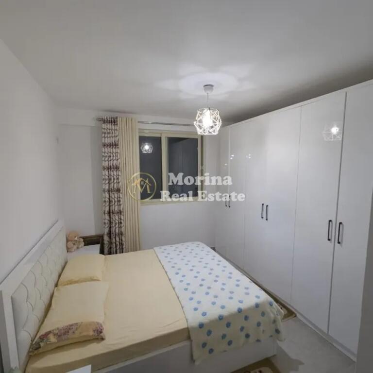Apartament 1+1, Rruga Aleksandër Kondo, Fresku, 400 Euro/muaj