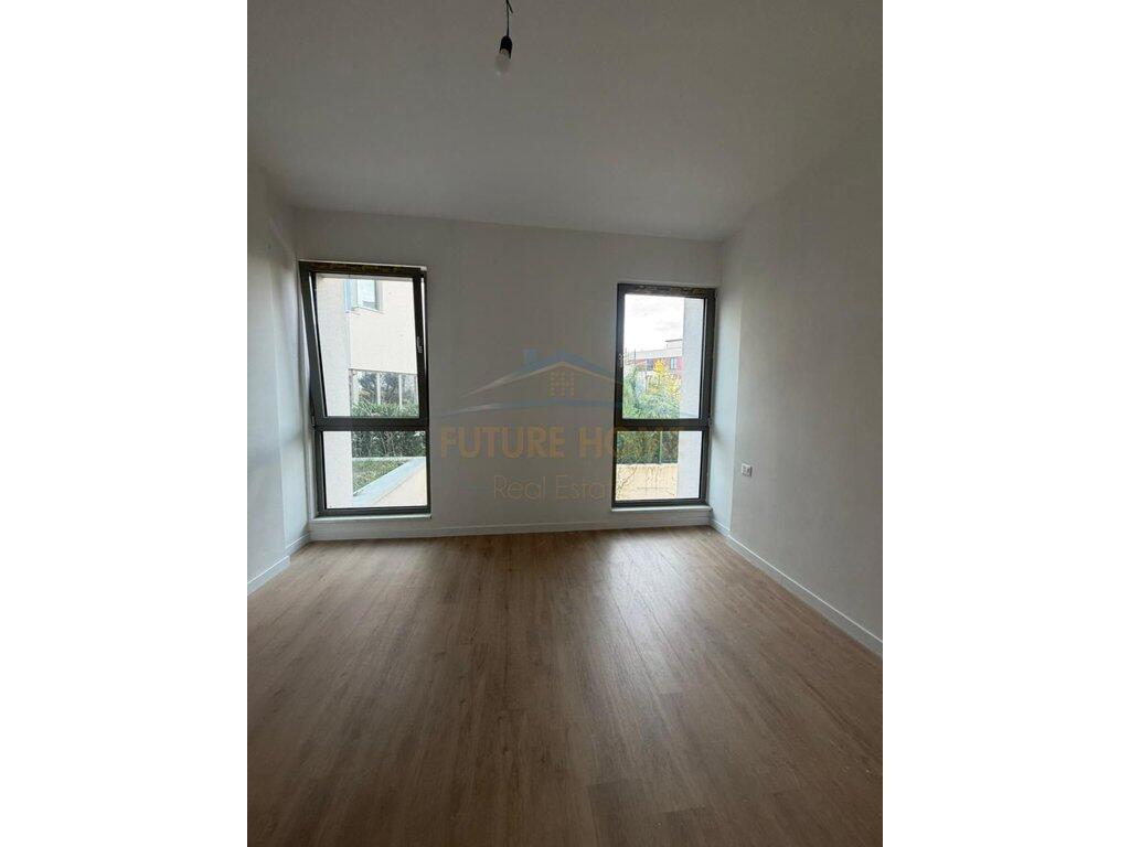 Qera, Apartamenti 2+1+2+Post Parkimi, Rezidenca Green Valley, Liqeni i Thate.
