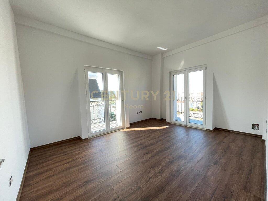 SHESIM APARTAMENT 2+1+2, PORTA TIRANA E RE! 159,000 €