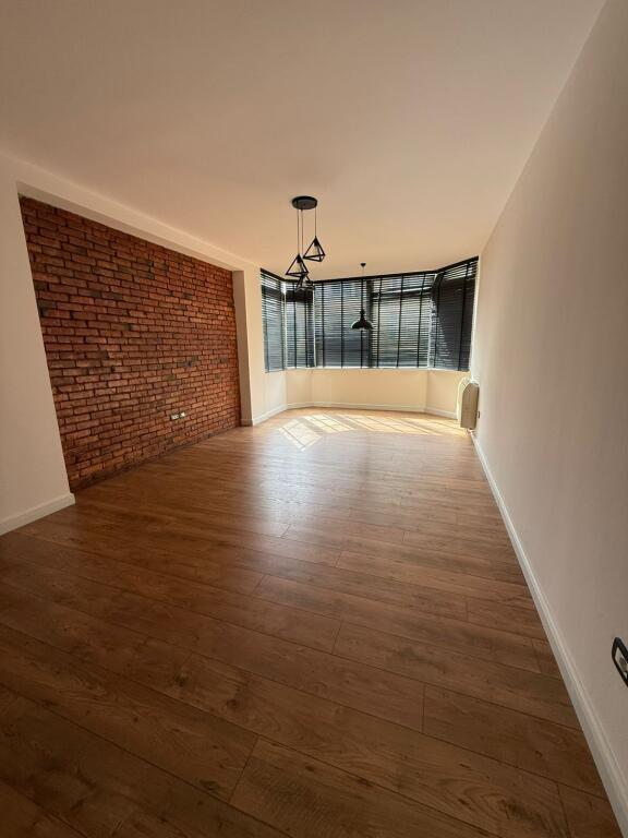 Apartament 2+1 per qira ne Komunen e Parisit